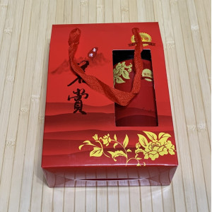 Подарочный набор черного чая Озера Солнца и Луны 300 г. Photo 3